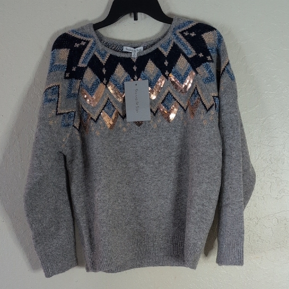 See and Be Seen Women's Geometric Sweater - Blue, Gold, and Gray - Picture 1 of 10